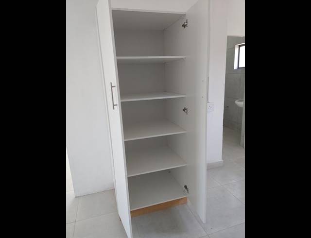 2 BEDROOM PROPERTY TO RENT IN NEWLANDS WEST